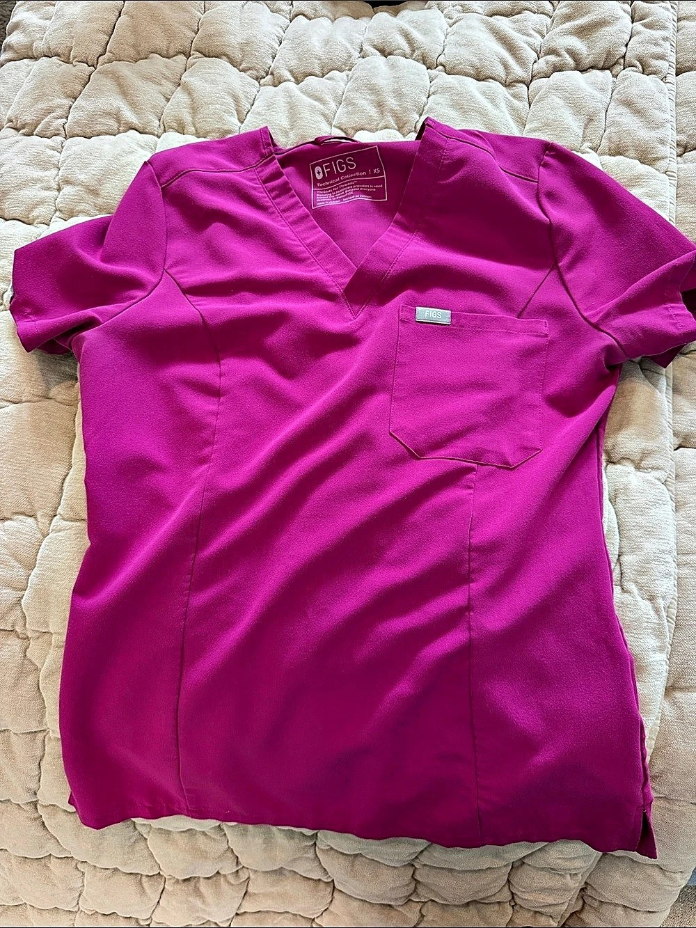 FIGS raspberry sorbet slim Catarina one pocket scrub top